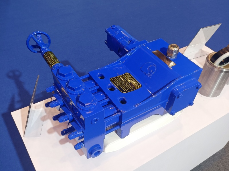 China BW100Q Hydraulic Driven Mud Pump For 10ton HDD Supplier
