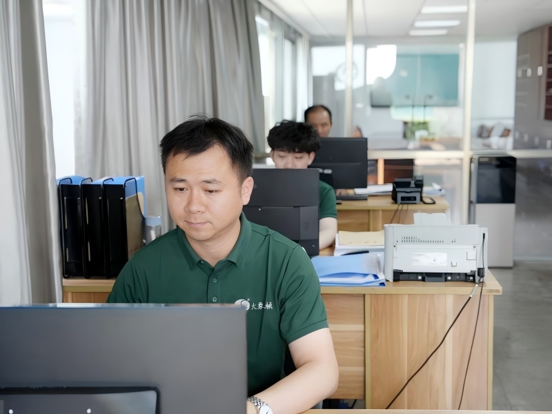 Service Team